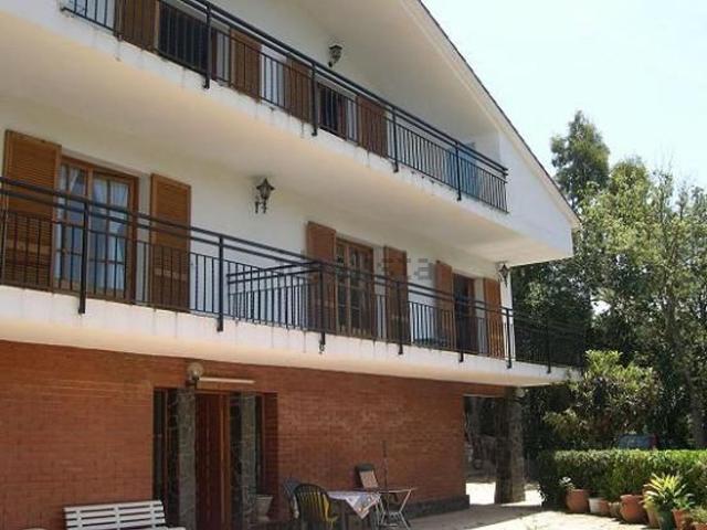 Chalet, Vallgorguina