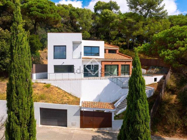 Chalet, Vallromanes