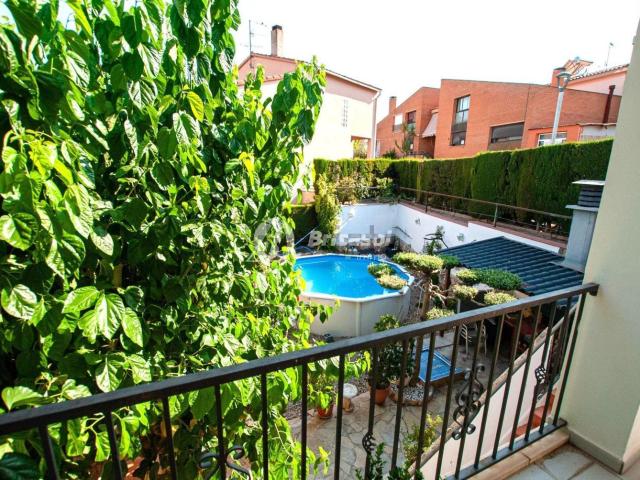 Chalet, Valls