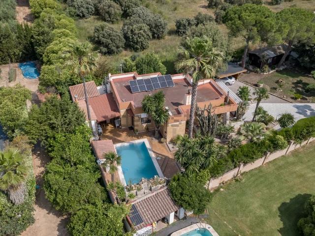 Chalet, Valls