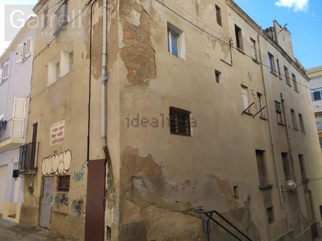 Chalet, Valls