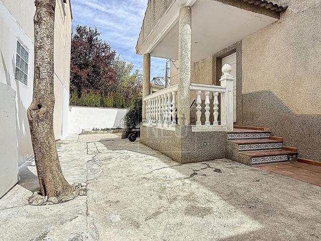 Chalet, Vegas del Genil