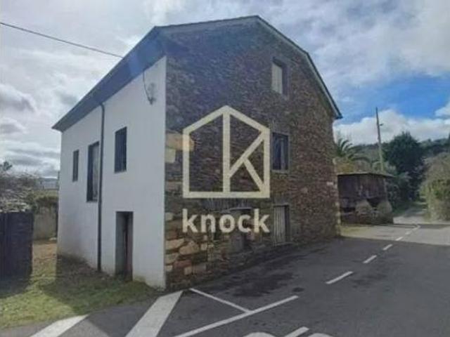 Chalet Venta Coaña, Busnovo