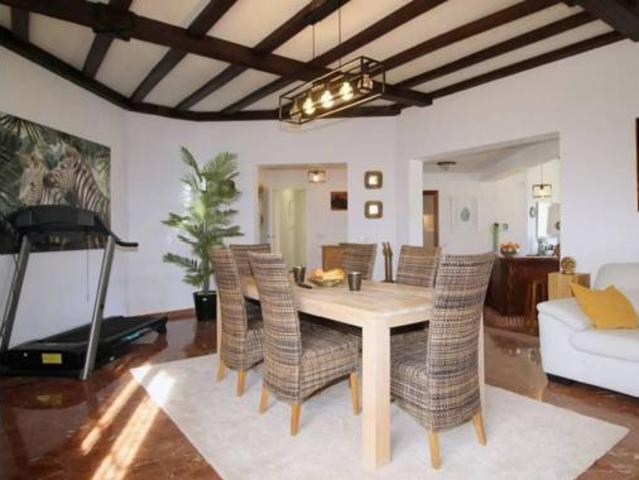 Chalet Venta Coín, Coín