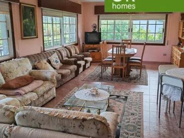 Chalet Venta Coirós, Aldea de Arriba Iglesia Fervenzas