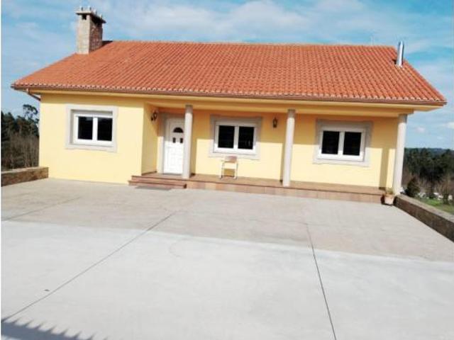 Chalet Venta Coirós, Armea