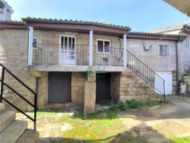 Chalet Venta Coles, Coles Capital
