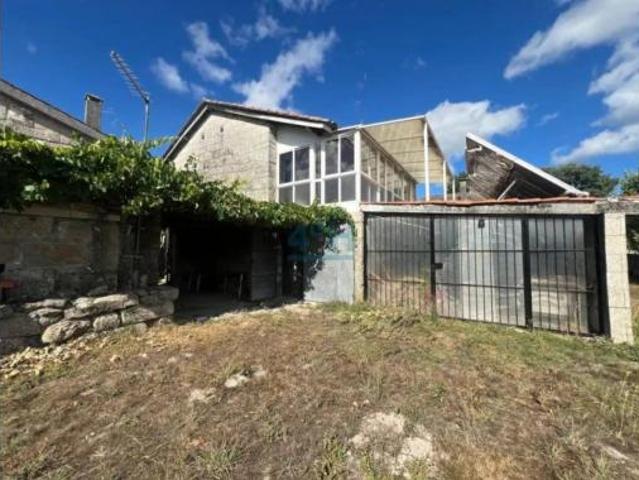 Chalet Venta Coles, Coles Capital