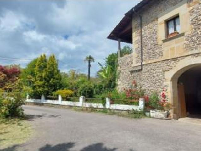 Chalet Venta Colunga, Coceña