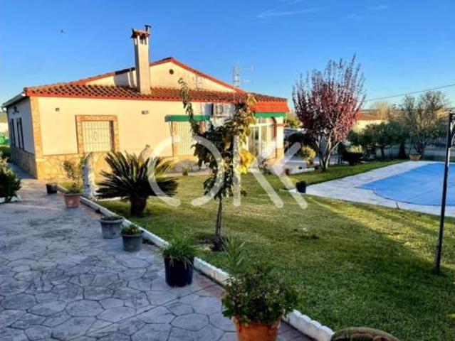 Chalet Venta Coria, Coria