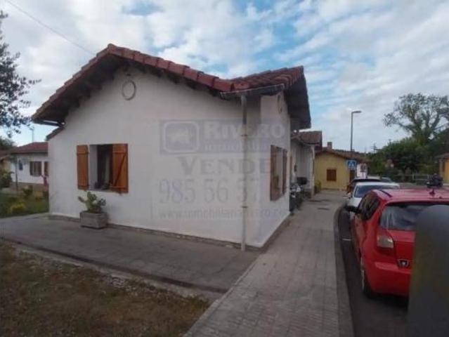 Chalet Venta Corvera de Asturias, Cancienes