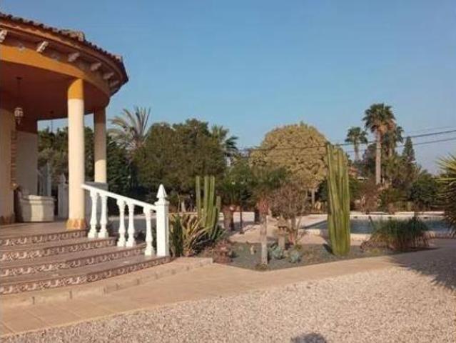 Chalet Venta Catral, Berengueres
