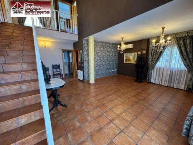 Chalet Venta Callosa d'en Sarrià, Almedia