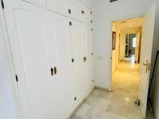Chalet Venta Camas, Camas
