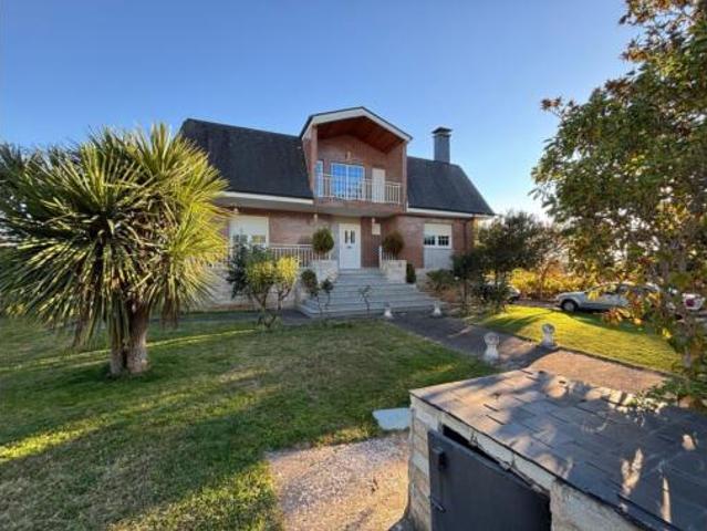 Chalet Venta Camponaraya, Camponaraya
