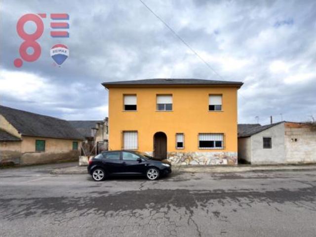 Chalet Venta Camponaraya, Camponaraya