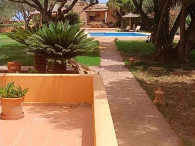 Chalet Venta Campos, Campos