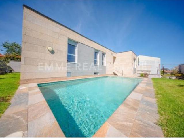 Chalet Venta Cangas, Cangas