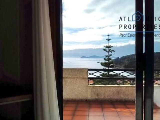 Chalet Venta Cangas, Darbo Santa María