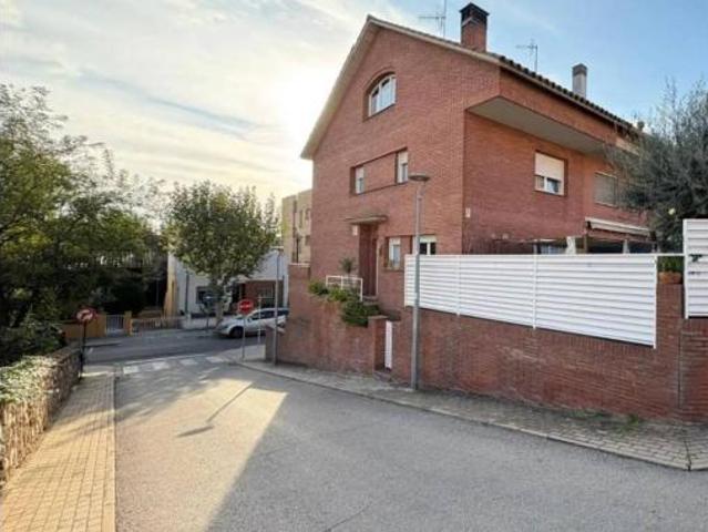 Chalet Venta Canovelles, Canovelles