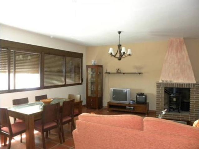 Chalet Venta Caravaca de la Cruz, Archivel