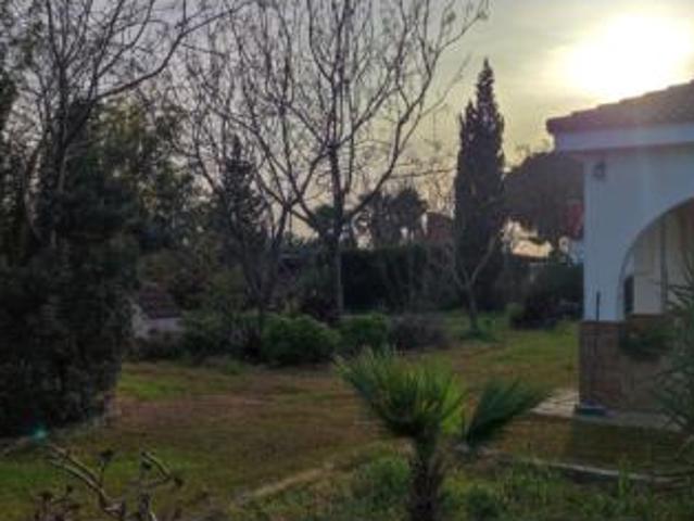 Chalet Venta Carmona, Carmona