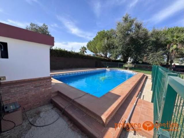 Chalet Venta Carmona, Carmona