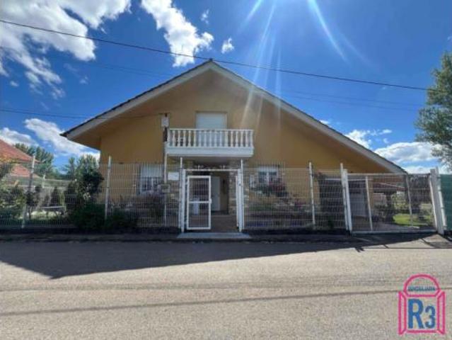 Chalet Venta Carrocera, Carrocera