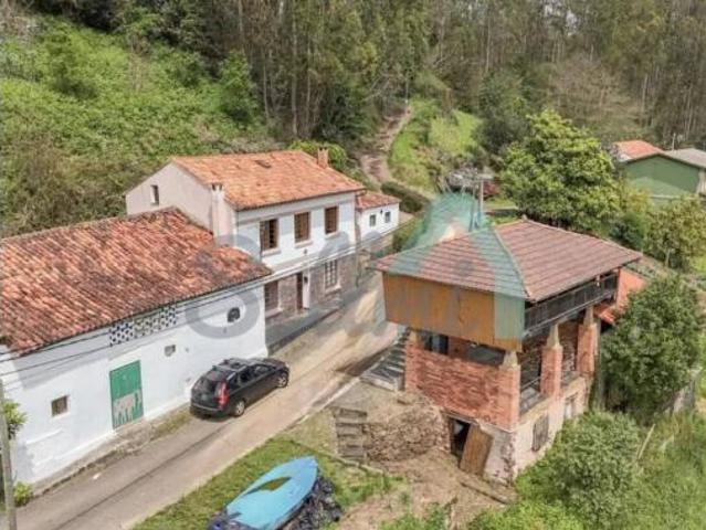Chalet Venta Carreño, Cellero