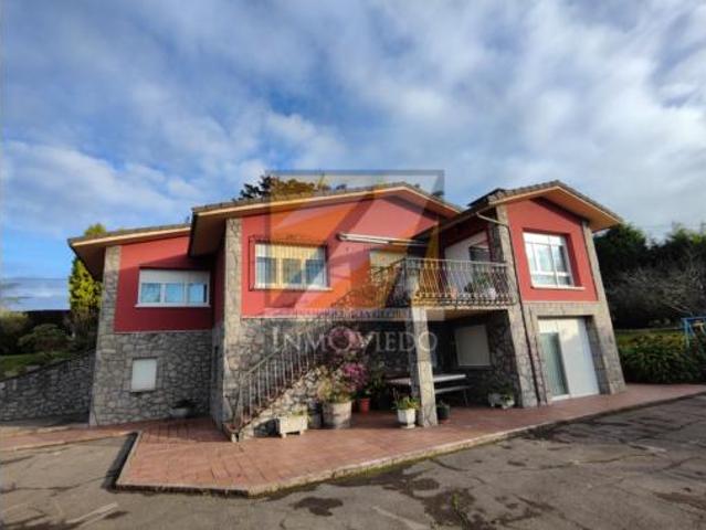 Chalet Venta Carreño, Alto de La Iglesia