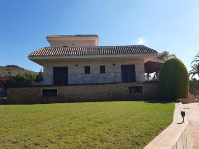 Chalet Venta Cartagena, Beal