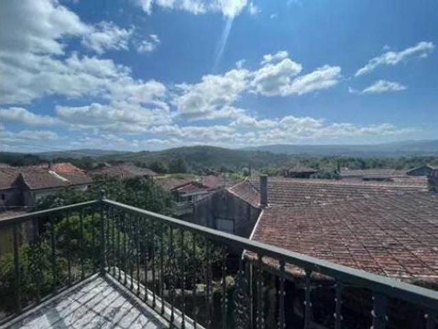 Chalet Venta Cartelle, Cartelle Capital
