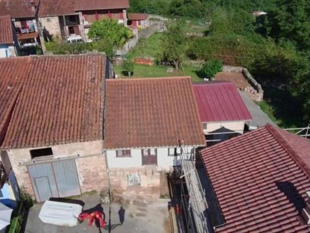 Chalet Venta Cartes, Corral