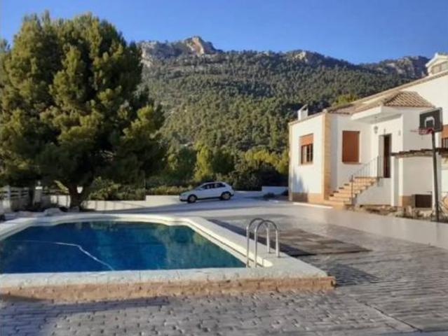 Chalet Venta Castalla, Castalla
