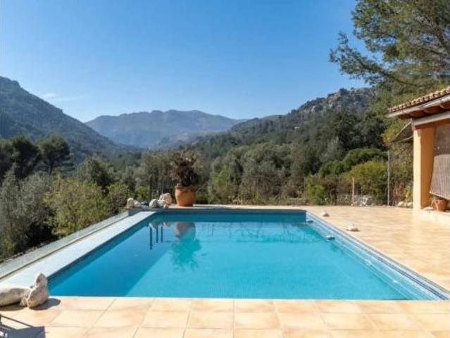 Chalet Venta Castell de Castells, Castell de Castells