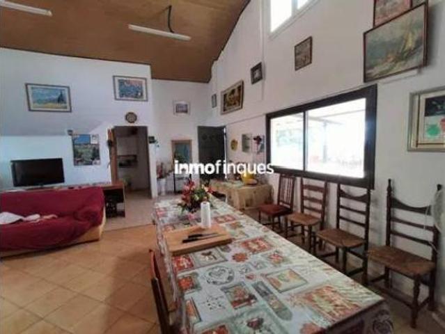 Chalet Venta Castelló de Farfanya, Castelló de Farfanya
