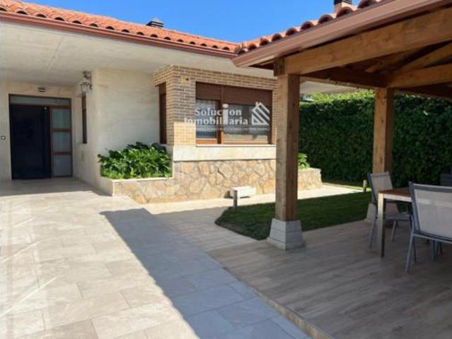 Chalet Venta Castellanos de Moriscos, Castellanos de Moriscos
