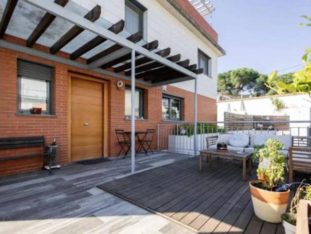 Chalet Venta Castelldefels, Lluminetes