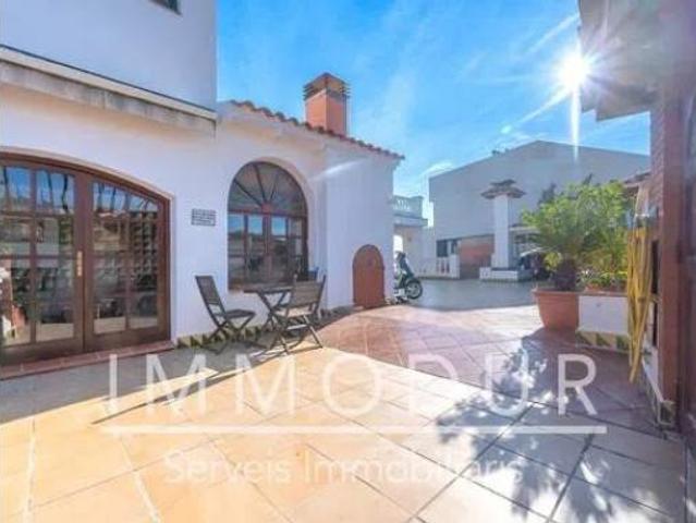 Chalet Venta Castelldefels, Montmar