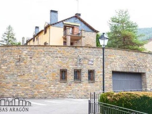 Chalet Venta Castiello de Jaca, Castiello de Jaca