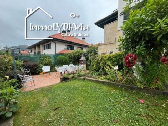 Chalet Venta Castro Urdiales, Centro