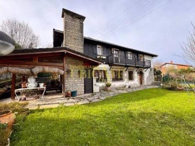 Chalet Venta Castro Urdiales, Cotolino
