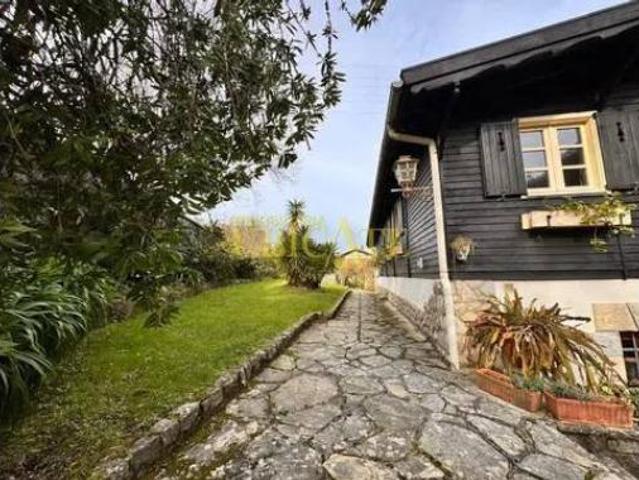 Chalet Venta Castro Urdiales, Cotolino