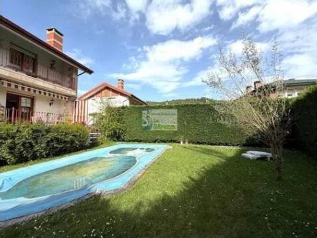 Chalet Venta Castro Urdiales, Sámano