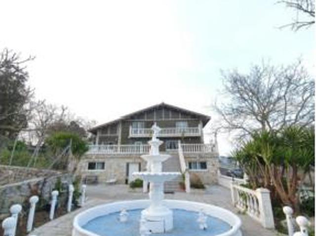 Chalet Venta Castro Urdiales, Sámano