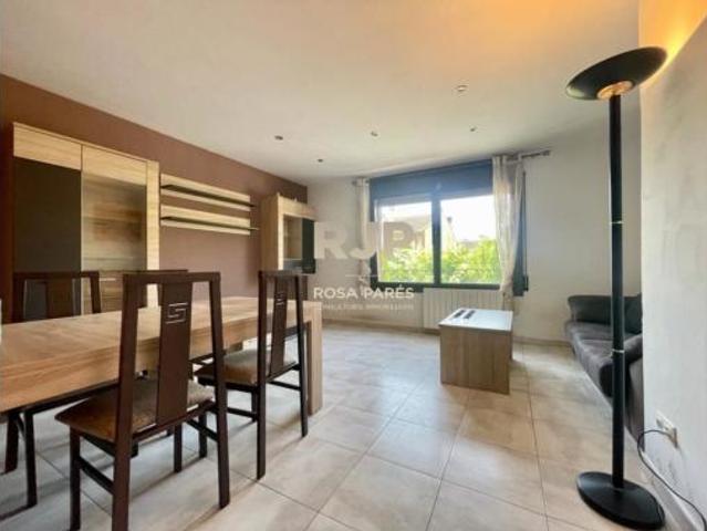 Chalet Venta Centelles, Centelles