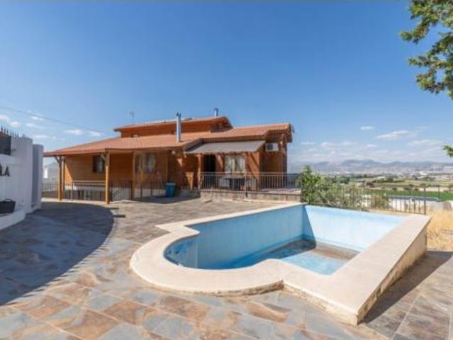 Chalet Venta Churriana de La Vega, Zona de San Cayetano Avenida Cristóbal Colón