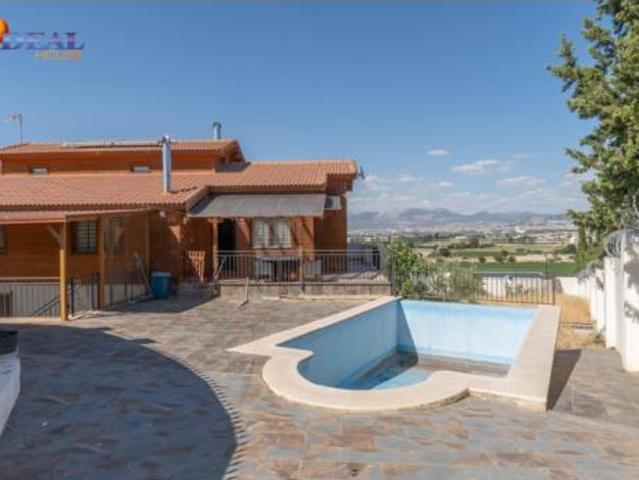 Chalet Venta Churriana de La Vega, Zona de San Cayetano Avenida Cristóbal Colón