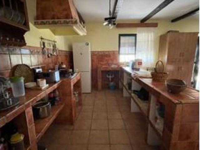 Chalet Venta Cheles, Cheles