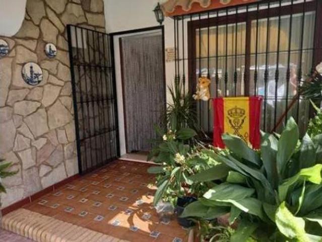 Chalet Venta Chiclana de la Frontera, La Banda Campo de Fútbol